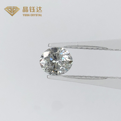 O corte oval IGI certificou diamantes crescidos do laboratório contra diamantes fracos da claridade